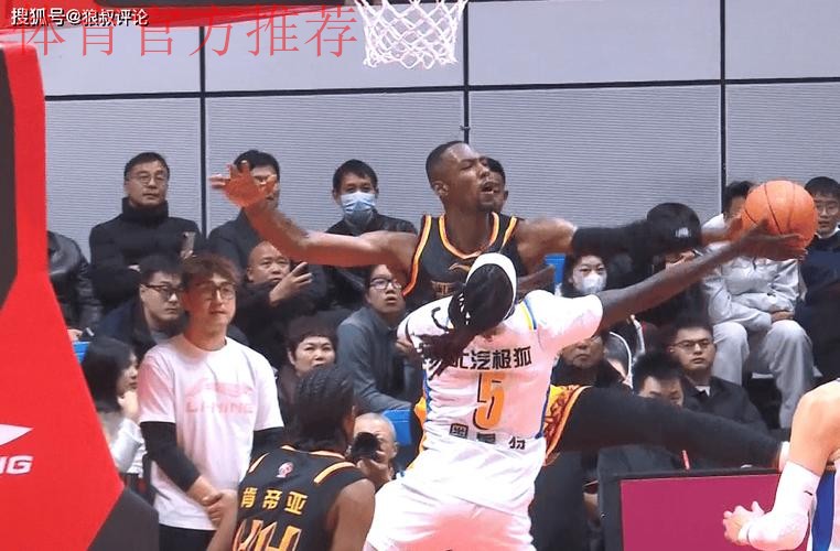 垃圾时间也没让打！北京重签奥莫特引热议 南苏丹队长沦为替补“吉祥物”