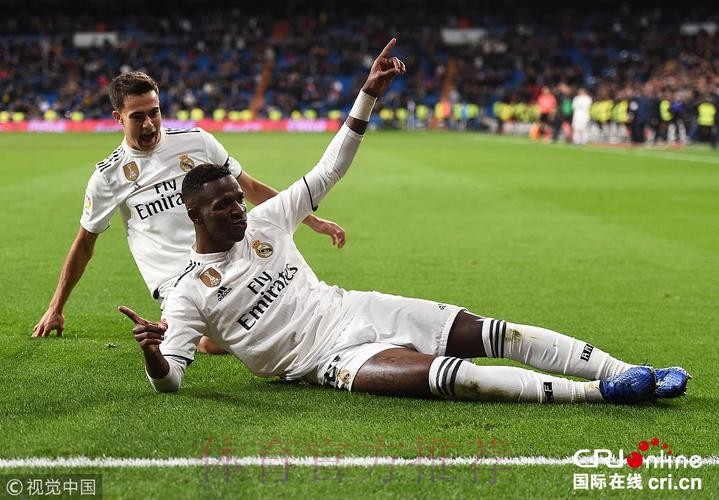 齐达内：确实想打对方身后 高兴维尼修斯能进球